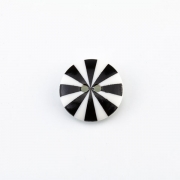 Knopf Muster schwarz 15 mm