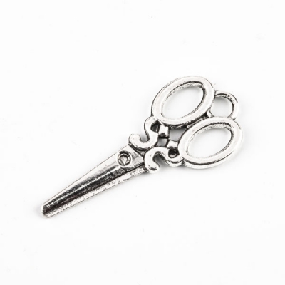 Anhänger Schere 15 x 33 mm