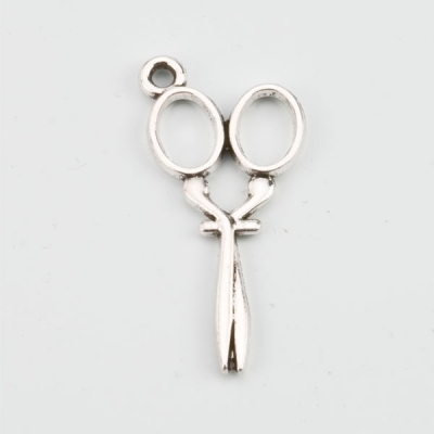 Anhänger Schere 13 x 30 mm