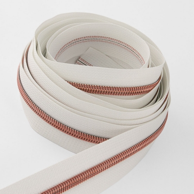 Metallisierter Endlosreißverschluss rosegold P10 - 6,5mm weiß